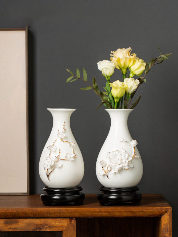 High-grade gold-painted ceramic vase luxury ornaments living room table flower arrangement home new Chinese white dried flower porcelain.