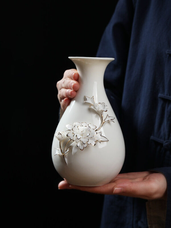 High-grade gold-painted ceramic vase luxury ornaments living room table flower arrangement home new Chinese white dried flower porcelain.