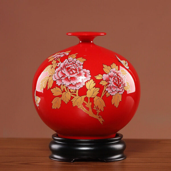 China red ceramic vase ornaments new Chinese home living room TV cabinet antique shelf decorations.